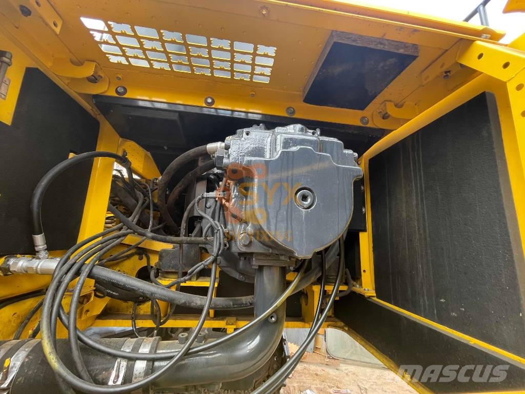 Komatsu 450-8 Εκσκαφείς με ερπύστριες
