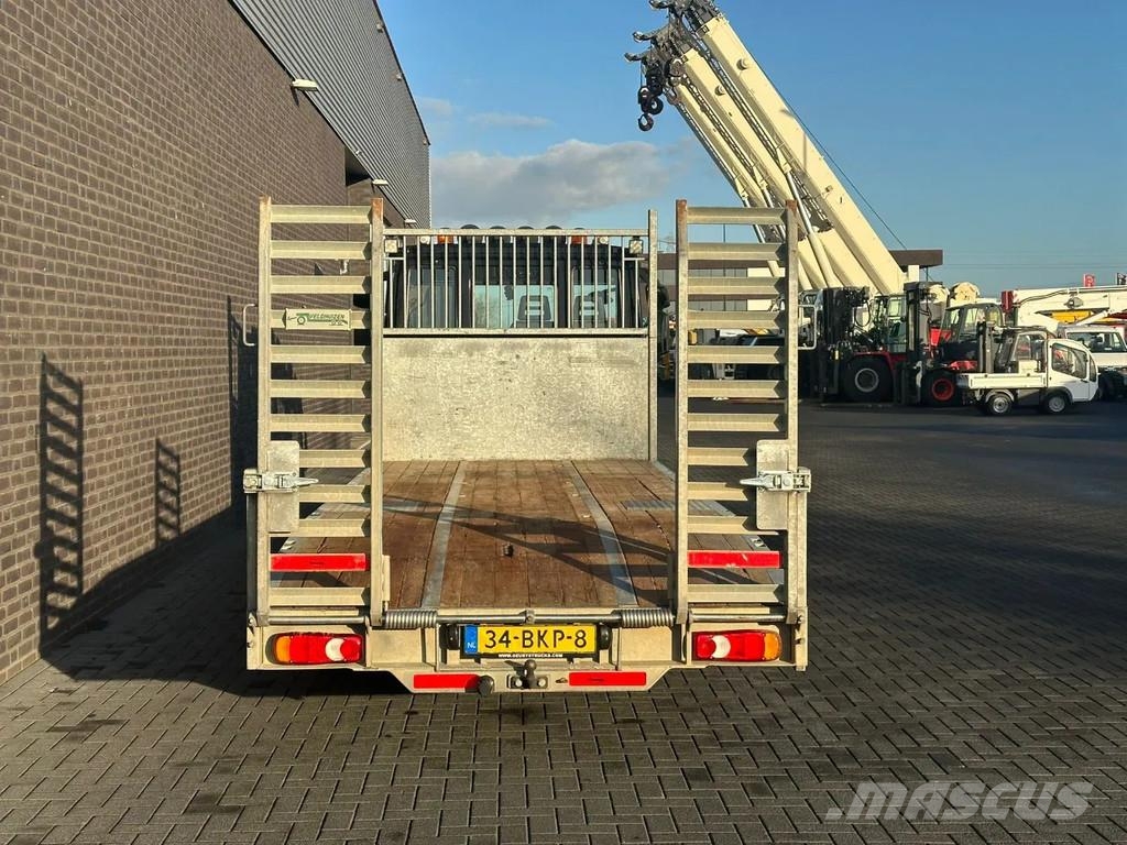 Iveco Eurocargo 12-60 OPRIJWAGEN / MACHINE TRANSPORTER / Camiones portavehículos