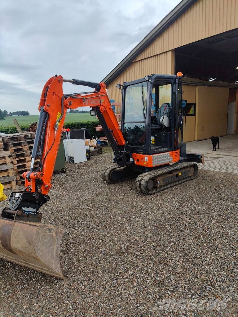 Hitachi ZX 26 U-5A, 2016, Rønnede, Sjælland, Danemarca - Folosit