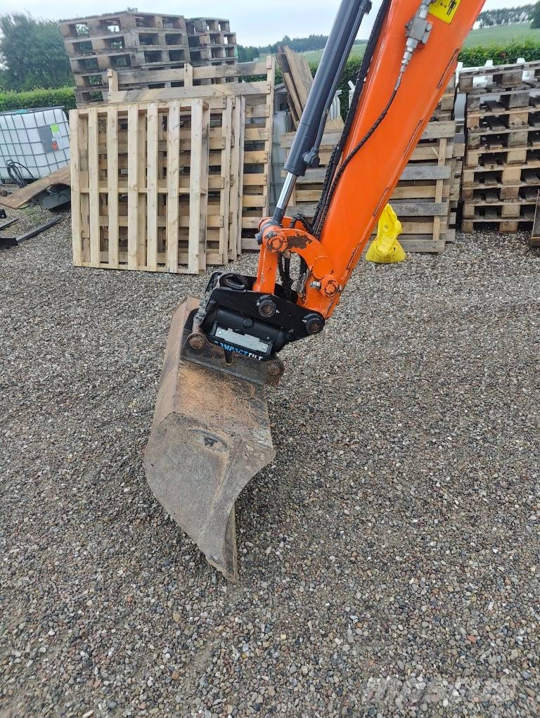 Hitachi ZX 26 U-5A Mini excavators < 7t (Mini diggers)