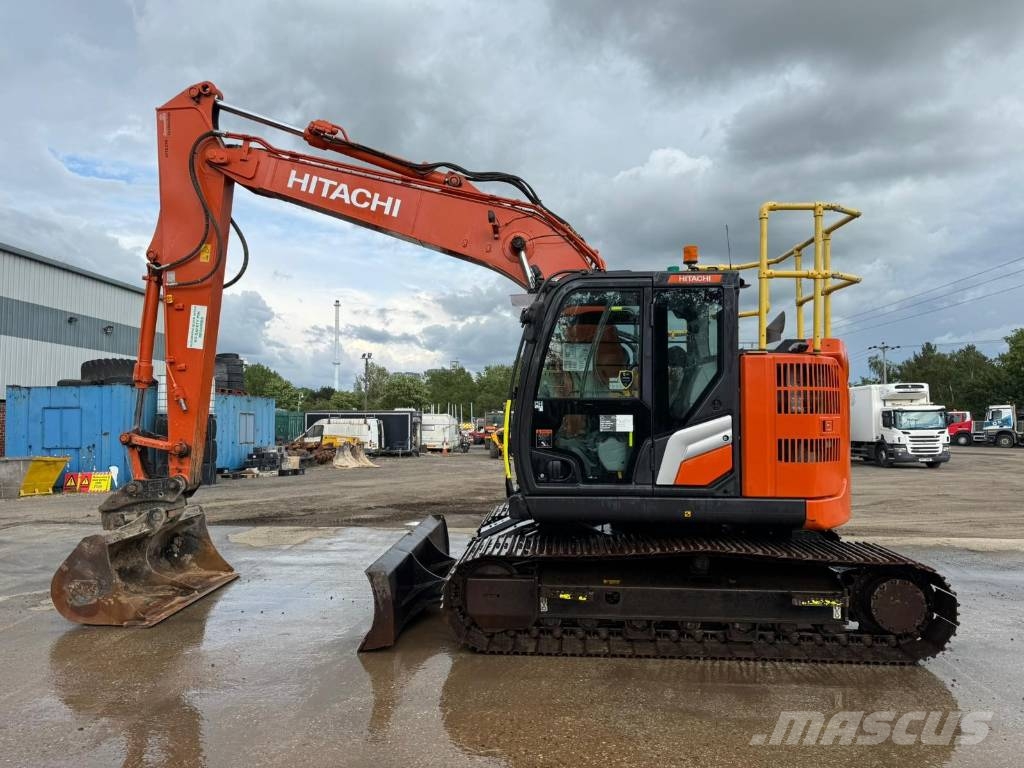 Hitachi ZX135USBL-7 Pelle sur chenilles
