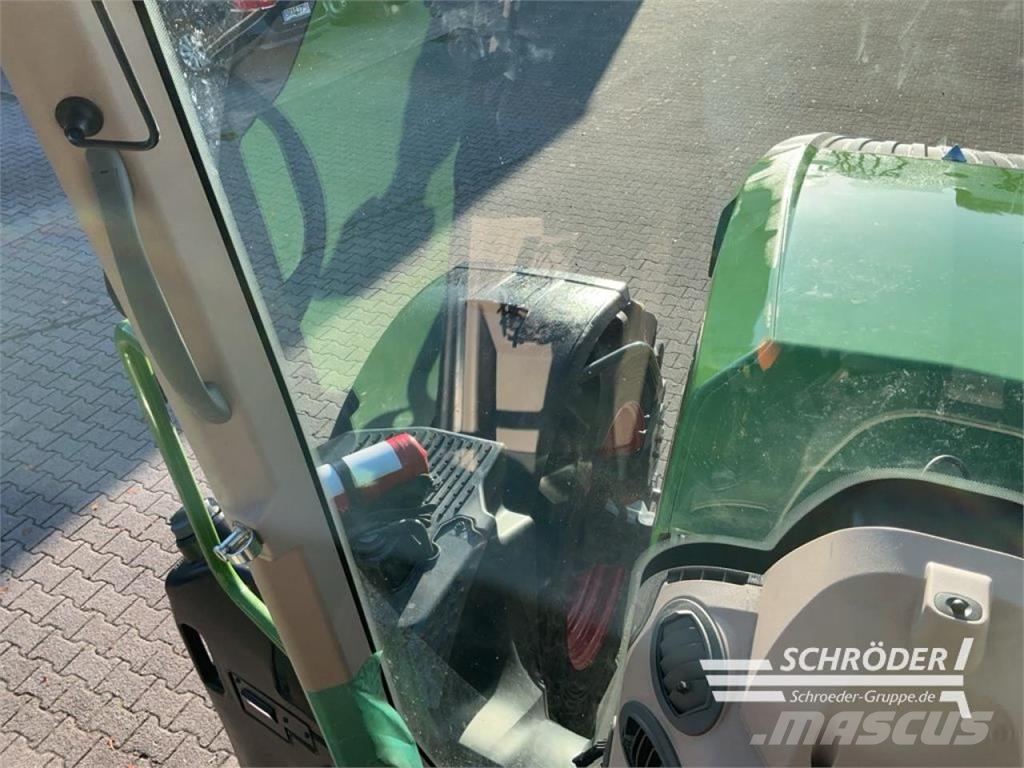 Fendt 728 VARIO GEN7 PROFI PLUS Traktoren