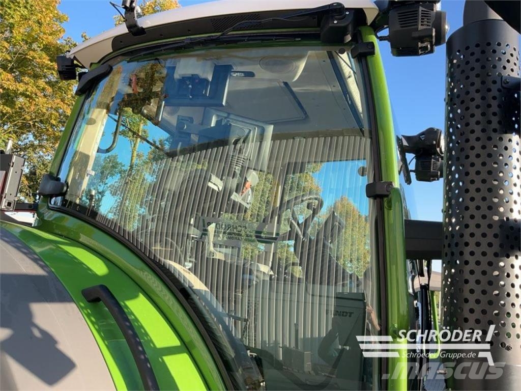 Fendt 728 VARIO GEN7 PROFI PLUS Traktoren