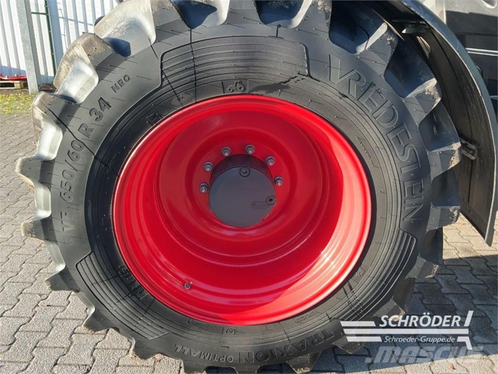 Fendt 728 VARIO GEN7 PROFI PLUS Traktoren