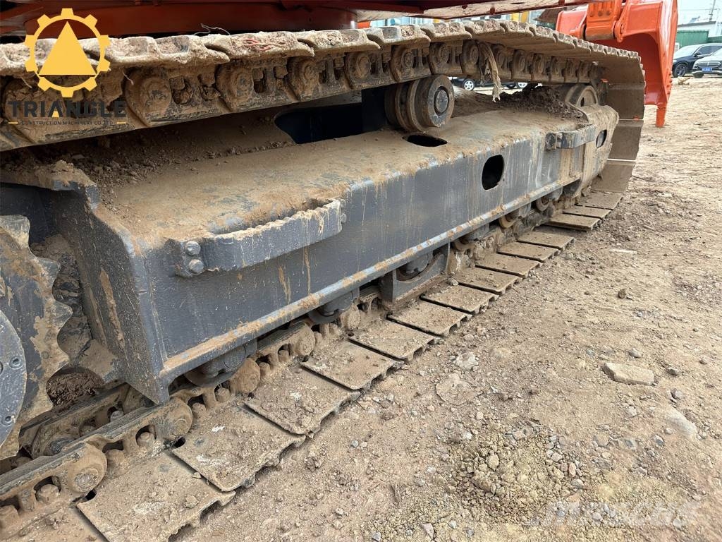 Doosan DX 120 Vikšriniai ekskavatoriai