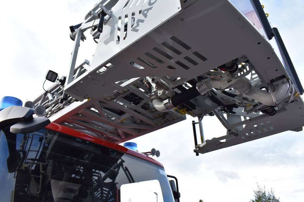 Magirus M32L-AS SC Drehleiter MB Atego 1630F 4x2 Feuerwehr Tienhoitoautot