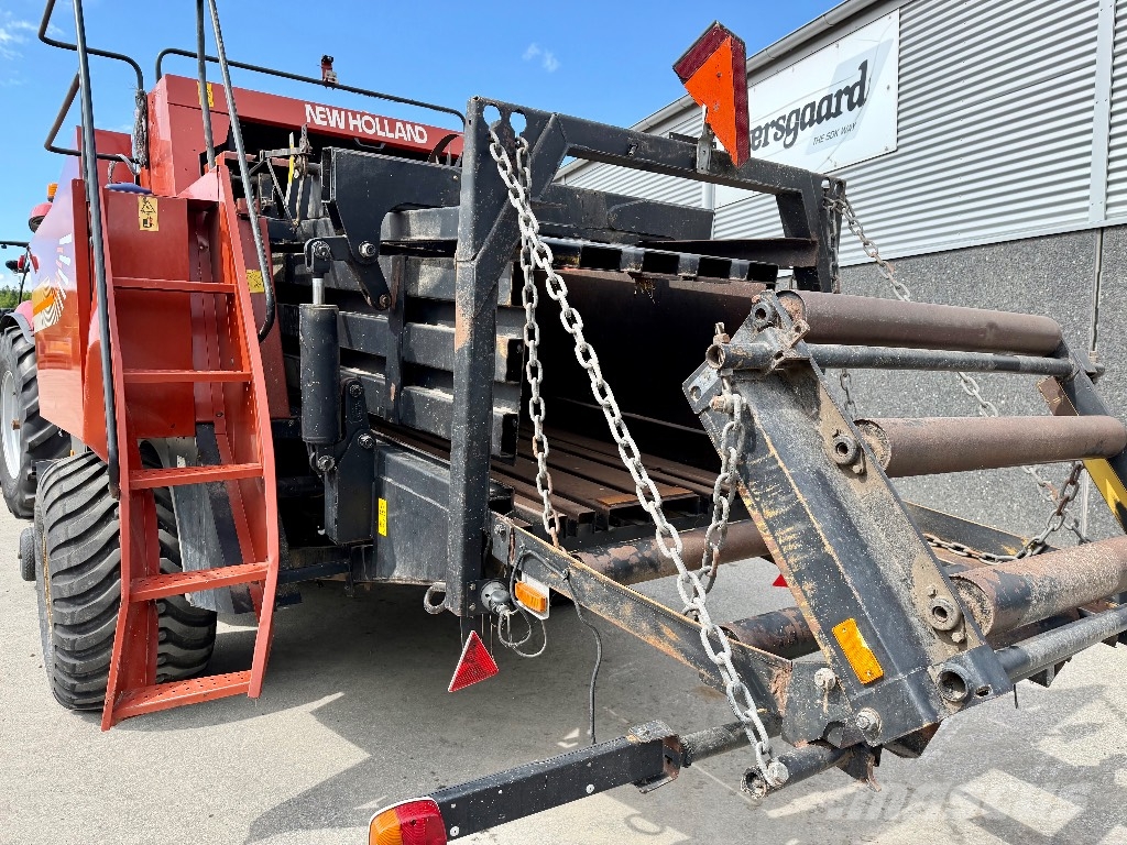 New Holland 4880 S Pressere til firkantede baller