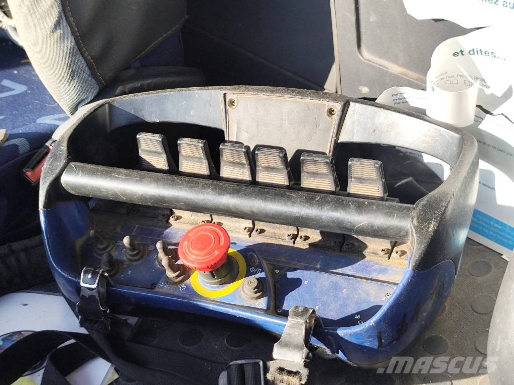 Iveco Stralis 260 S42 شاحنات الرافعات