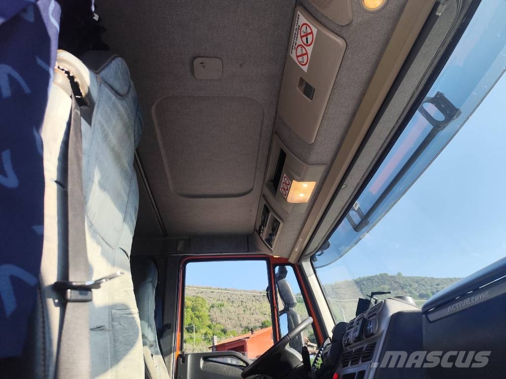 Iveco Stralis 260 S42 شاحنات الرافعات