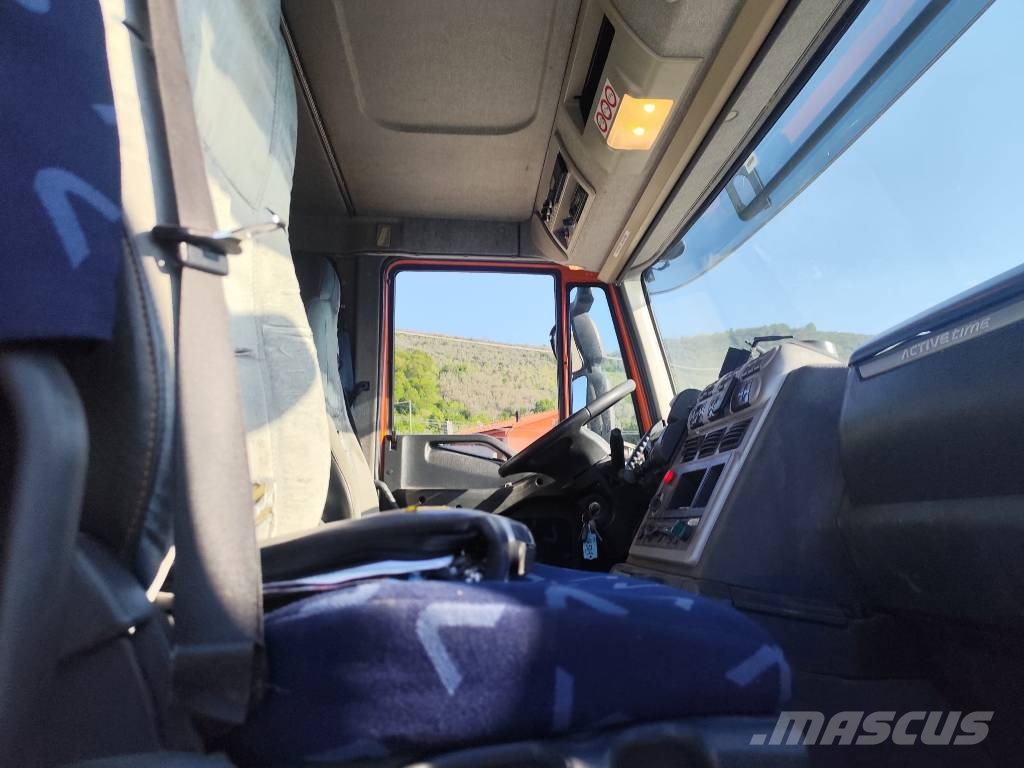 Iveco Stralis 260 S42 شاحنات الرافعات