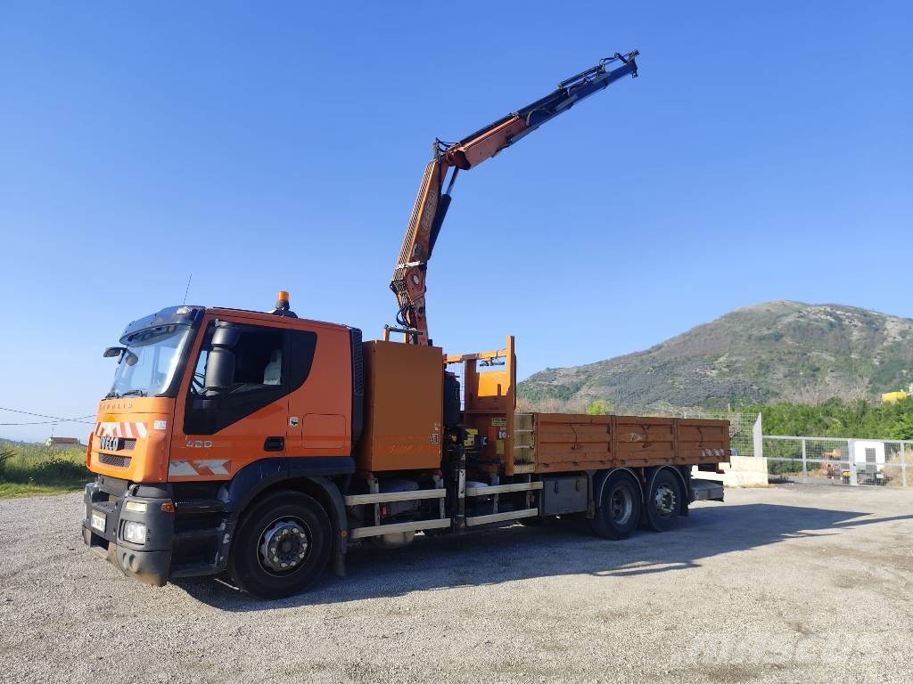 Iveco Stralis 260 S42 شاحنات الرافعات