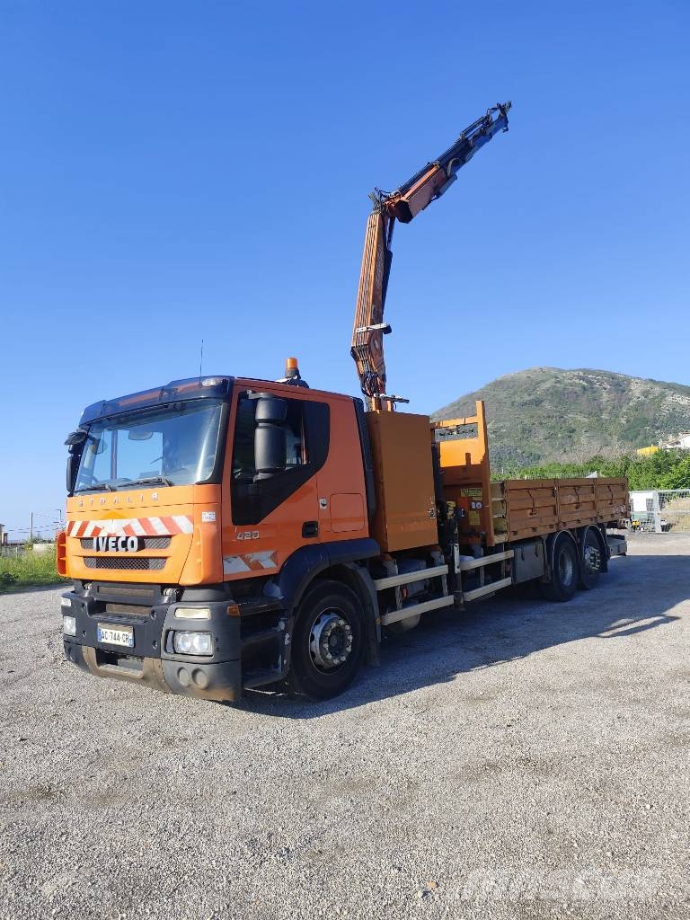 Iveco Stralis 260 S42 شاحنات الرافعات