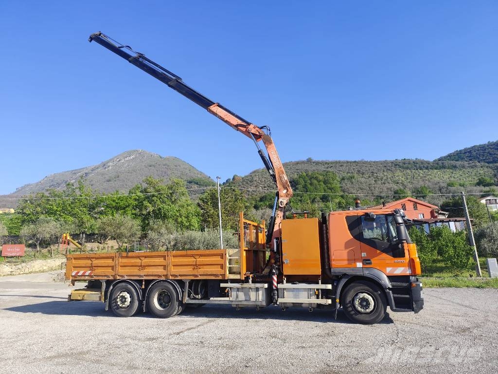 Iveco Stralis 260 S42 شاحنات الرافعات