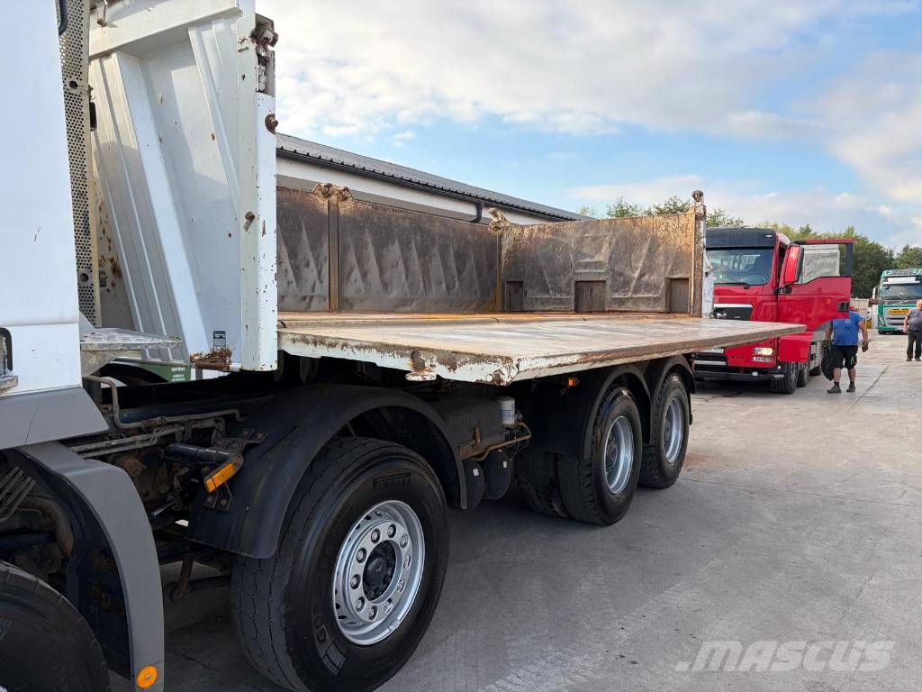 Mercedes-Benz ACTROS 3244 BORDMATIK شاحنات قلابة