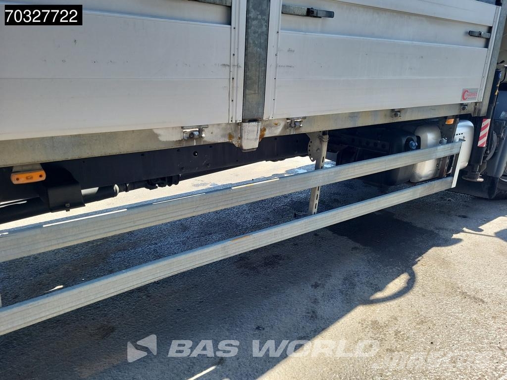 DAF LF 250 4X2 Hyva Crane Remote Euro 6 Camiones de cama baja