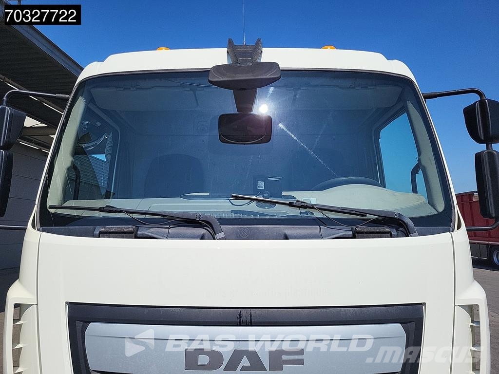 DAF LF 250 4X2 Hyva Crane Remote Euro 6 Camiones de cama baja