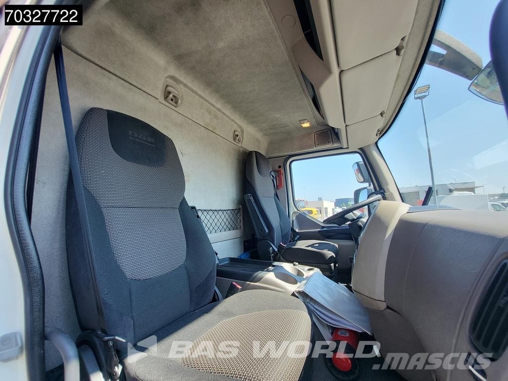 DAF LF 250 4X2 Hyva Crane Remote Euro 6 Camiones de cama baja