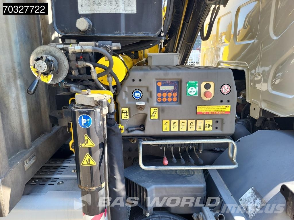 DAF LF 250 4X2 Hyva Crane Remote Euro 6 Camiones de cama baja