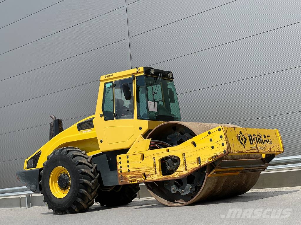 Bomag BW 219 DH-4 Enojni valjarji