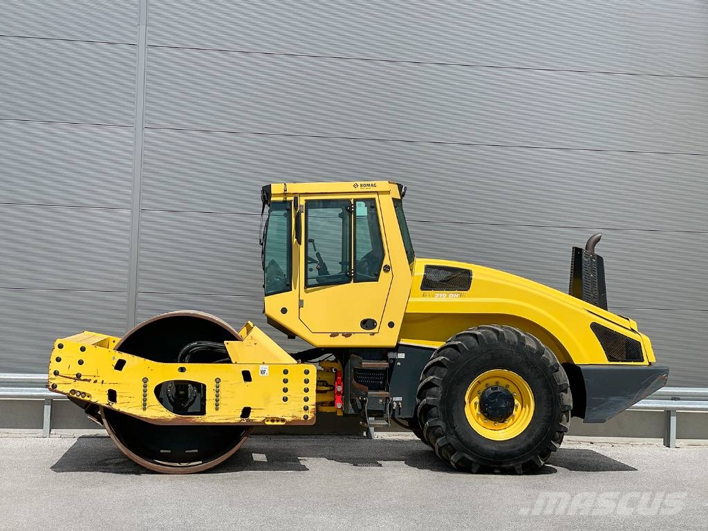 Bomag BW 219 DH-4 Enojni valjarji