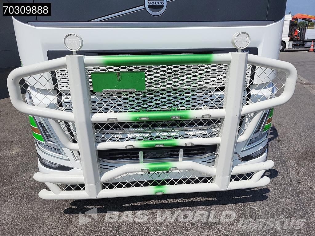 Volvo FH 500 FH 6X4 Full-Air Liftachse HMF 2820K-RCS Cra Flatbed / Dropside trucks