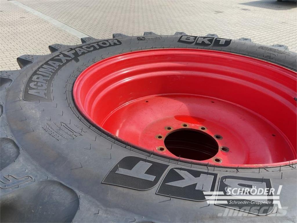 Fendt KOMPLETTRÄDER 2X 580/70 R42 BKT الإطارات والعجلات والحافات