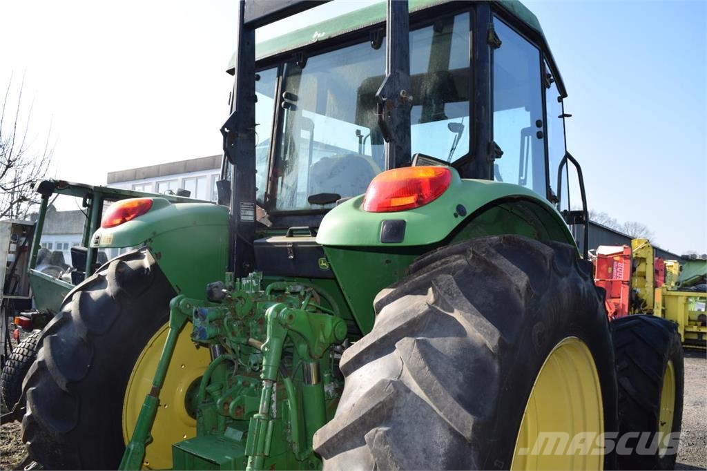 John Deere 6130 Трактора