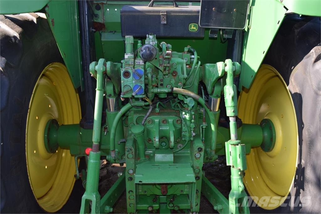 John Deere 6130 Трактора