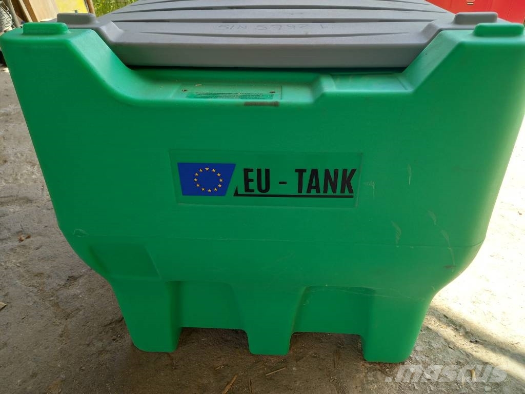 Emiliana Serbatoi 440 Lt Fuel and additive tanks