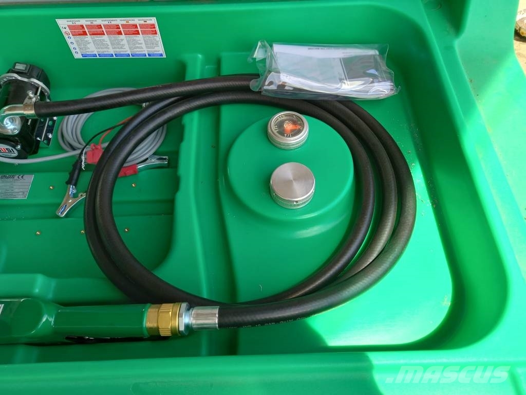 Emiliana Serbatoi 440 Lt Fuel and additive tanks