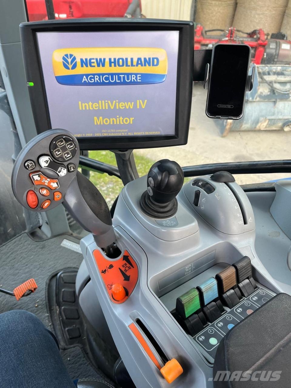 New Holland T6.180 AC Traktorji