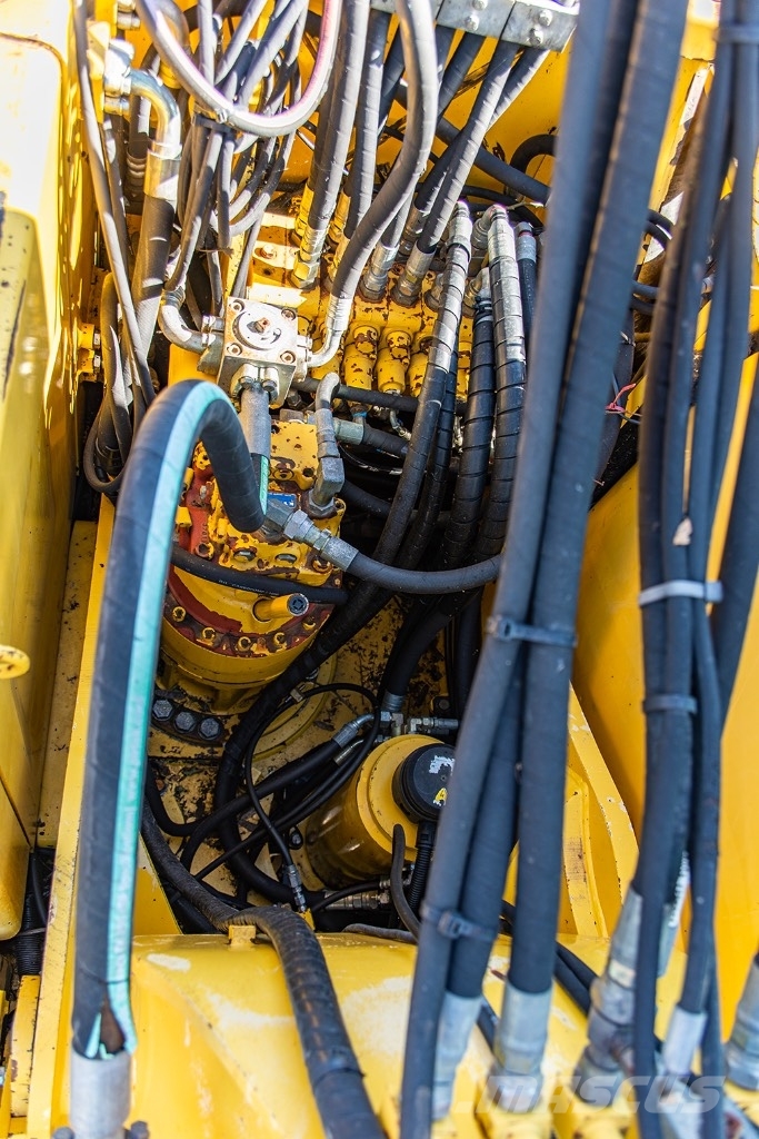 Komatsu PW160-7 Excavator for Sale  by parts Escavadoras de rodas