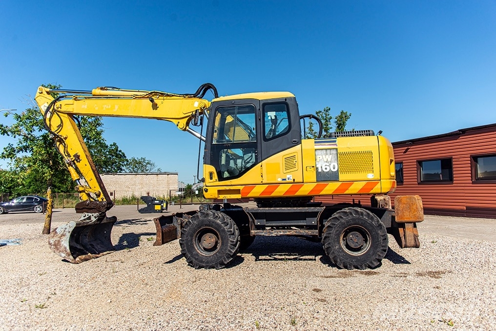 Komatsu PW160-7 Excavator for Sale  by parts Escavadoras de rodas