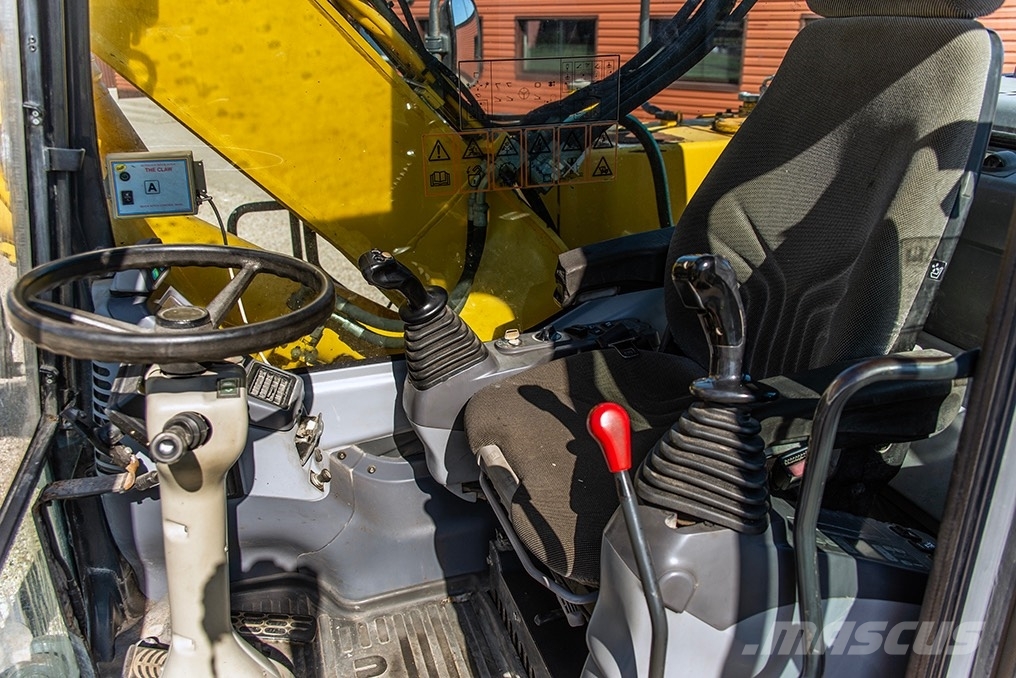 Komatsu PW160-7 Excavator for Sale  by parts Escavadoras de rodas