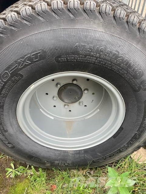 Massey Ferguson 1750M HC COMPACT TRACTOR Traktoren