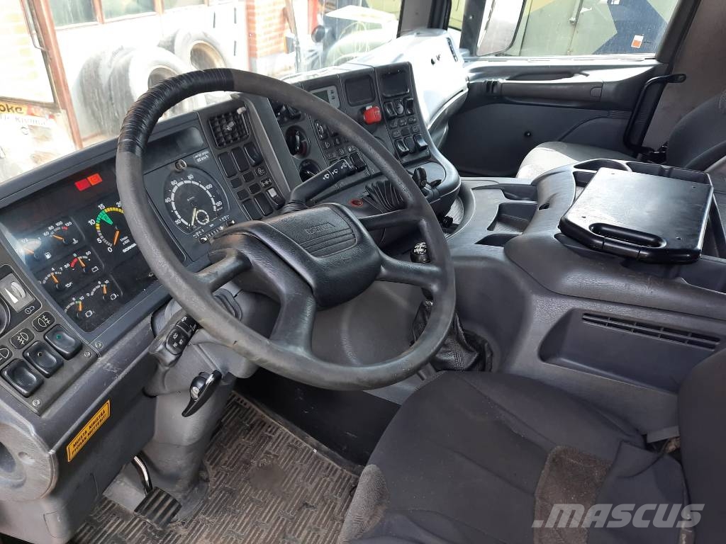 Scania P 114 Camiones plataforma