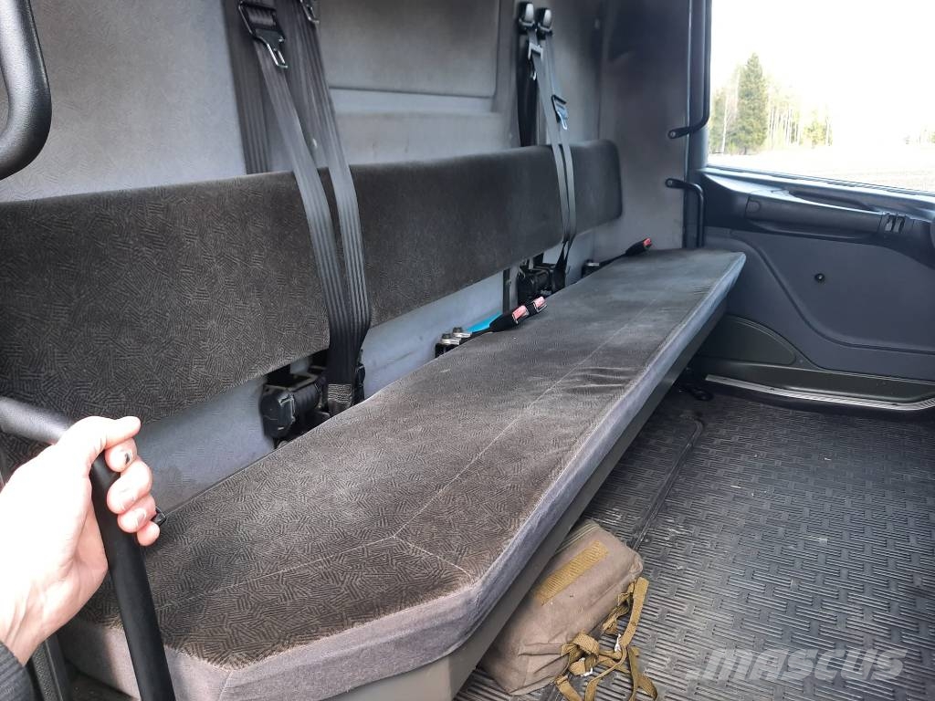 Scania P 114 Camiones plataforma