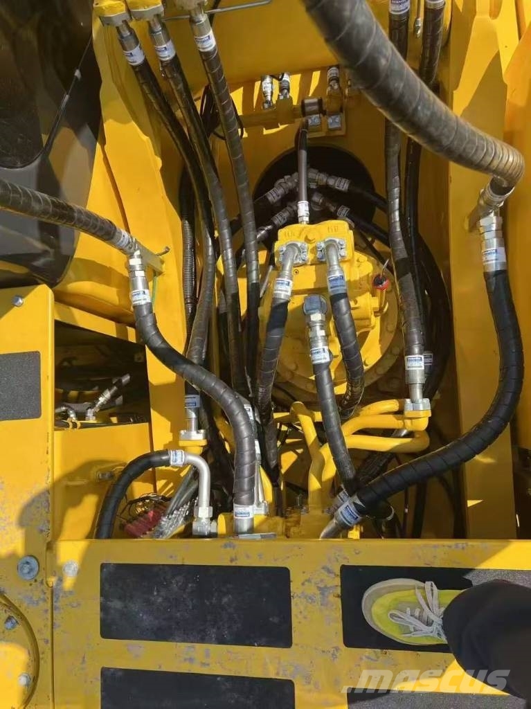 Komatsu 300-7 Εκσκαφείς με ερπύστριες