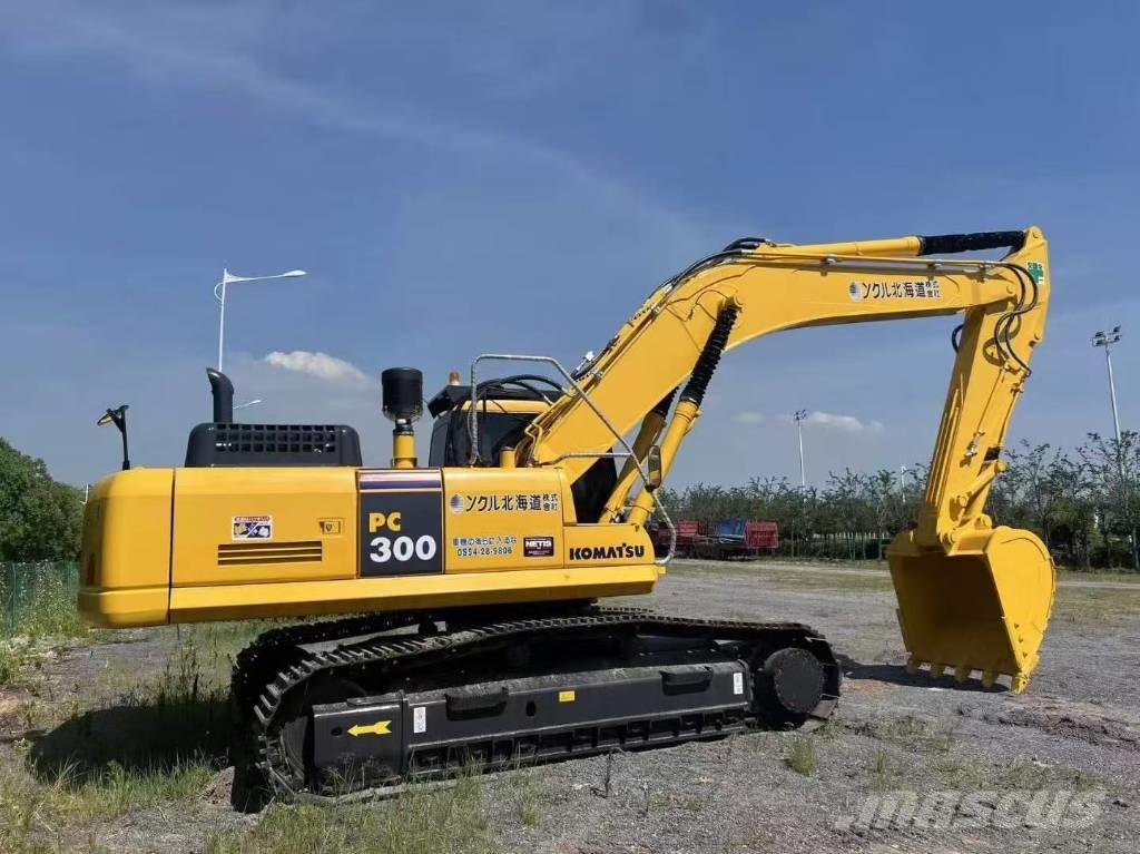 Komatsu 300-7 Εκσκαφείς με ερπύστριες