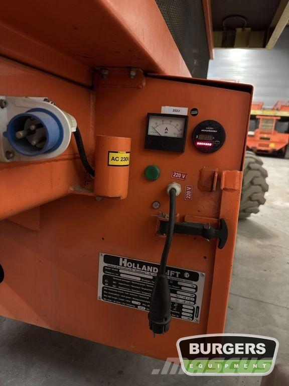 Holland Lift X-105 EL18 Elevadores de tesoura