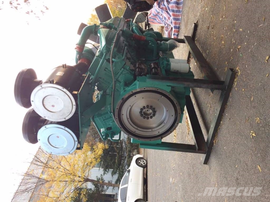 Cummins K38 engine assembly Motorer