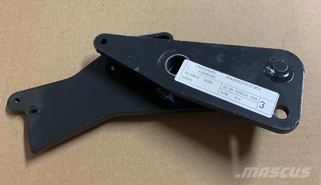 Deutz-Fahr Guide VRR0379300, R0379300 履带、链条和底盘