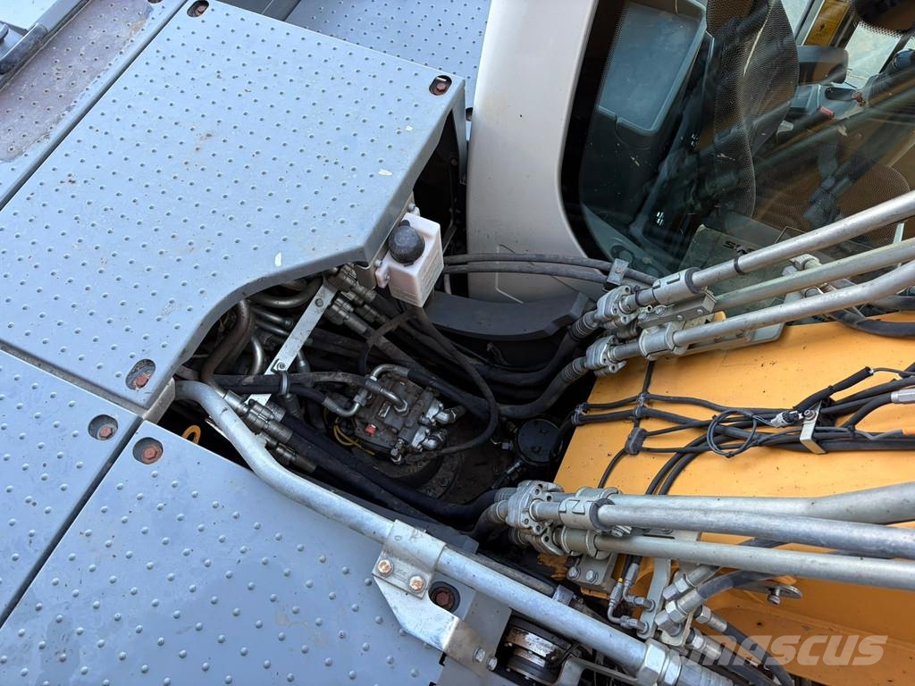 Liebherr R922LC Raupenbagger