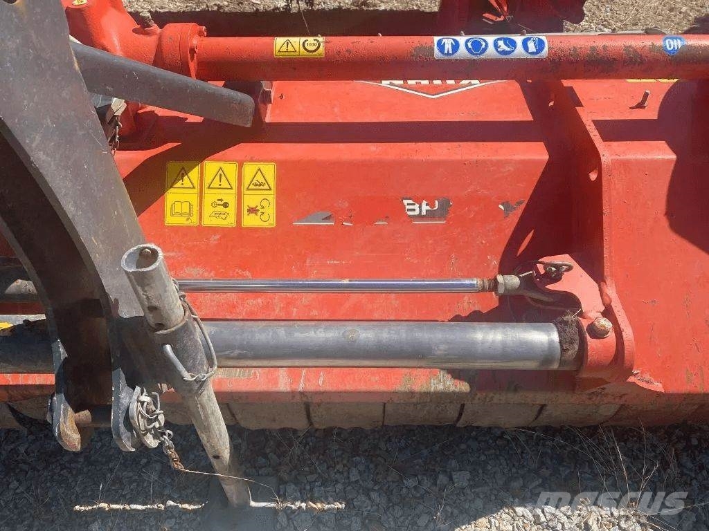 Kuhn BP 305 Drtící zařízení