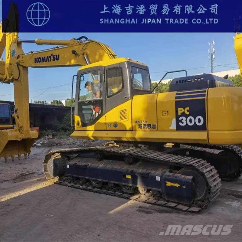 Komatsu PC 300 حفارات زحافة
