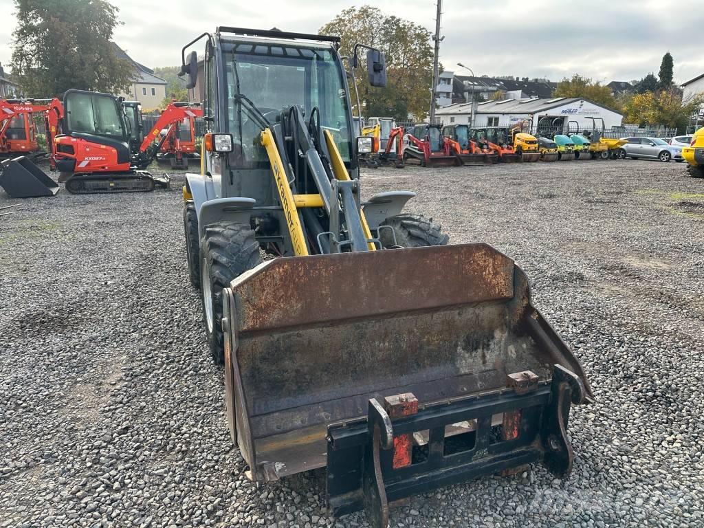 Kramer 750 Radlader Netto 25.000 EUR Klappschaufel لوادر بعجل