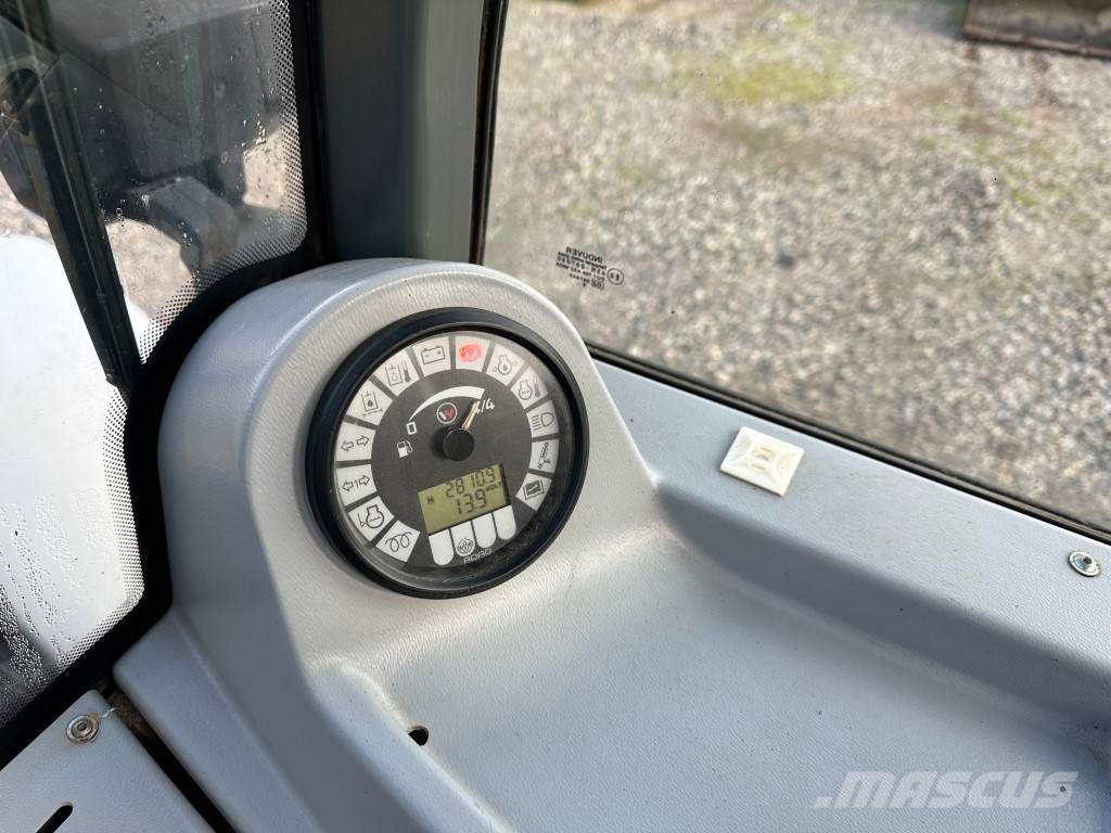 Kramer 750 Radlader Netto 25.000 EUR Klappschaufel لوادر بعجل