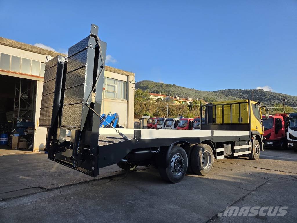 Iveco HI-STREET 260S46 XP Бортові вантажівки