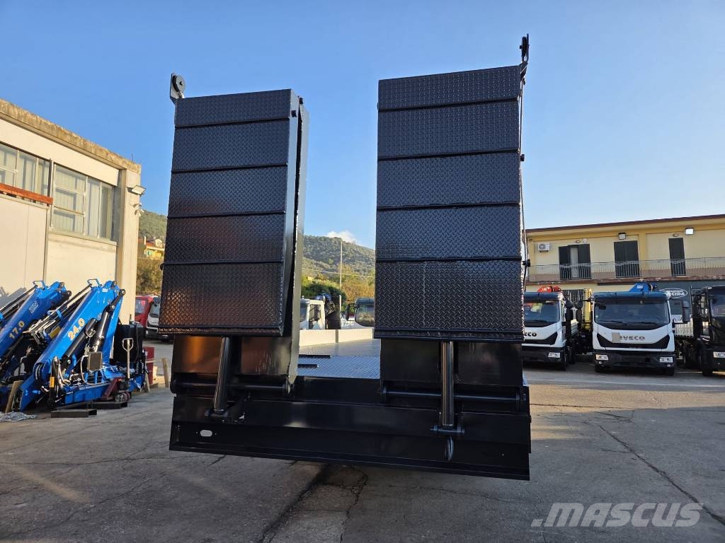 Iveco HI-STREET 260S46 XP Бортові вантажівки