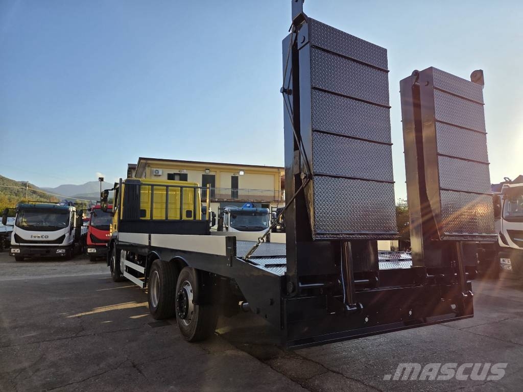 Iveco HI-STREET 260S46 XP Бортові вантажівки